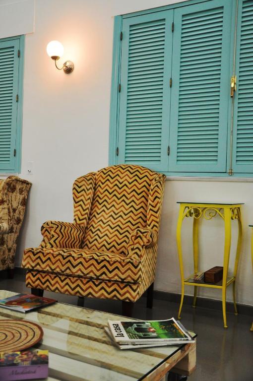 Feeling Sevilla Hostel Seville Exterior photo